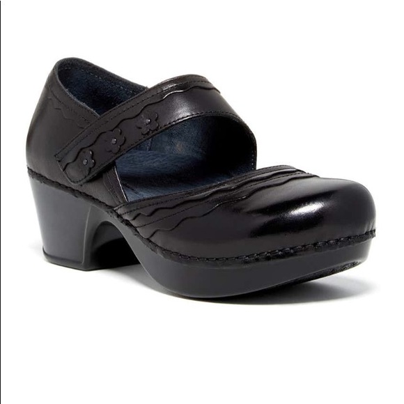 Dansko Shoes - Dansko Harlow Mary Jane clog black size 38 / 7.5-8